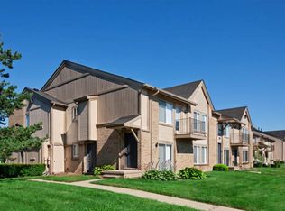 44525 Pine Dr #10209, Sterling Heights, MI 48313