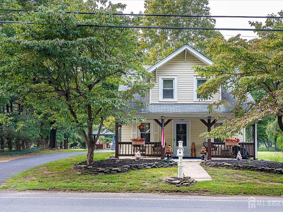 1st image of 62 Taylors Mills Rd