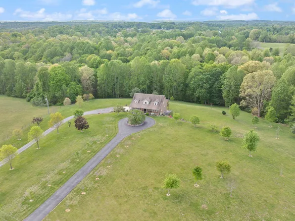 556 Murphy Ln, Jamestown, KY 42629