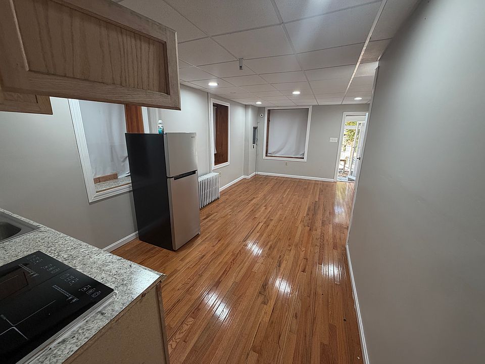 2nd image of 704 William St #1