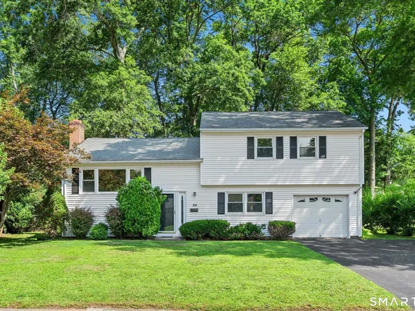 36 Fuller Dr, West Hartford, CT 06117