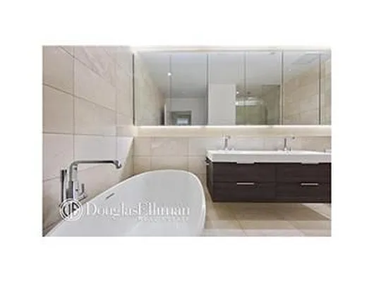 Rented by Douglas Elliman | media 16