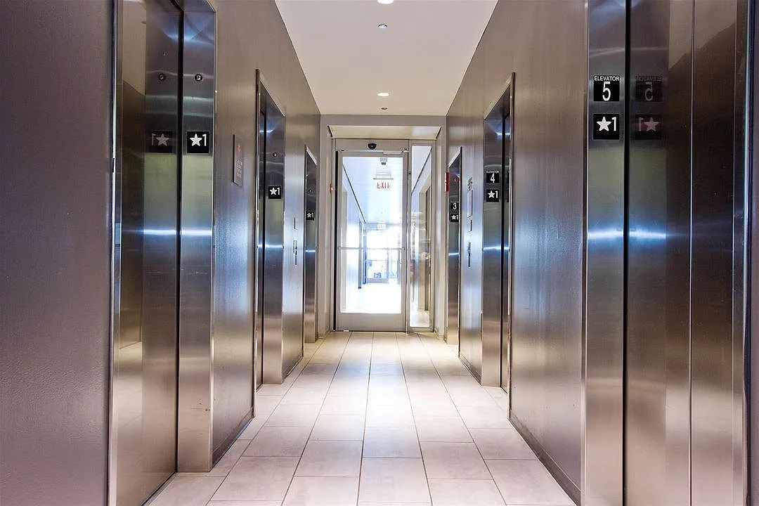 1 bed, 700 sqft, $2,100 — Photo 4