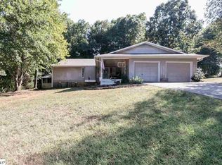 303 Quail Run Cir, Fountain Inn, SC 29644