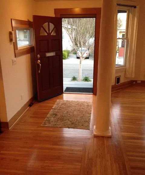 Locksley Ave — Photo 2