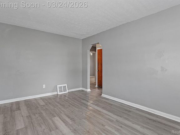 4th image of 8600 Fielding St