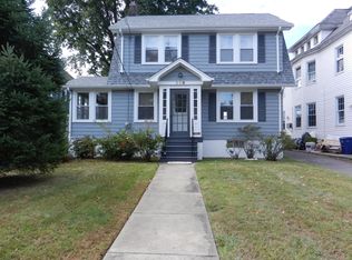 526 Trinity Pl, Westfield, NJ 07090