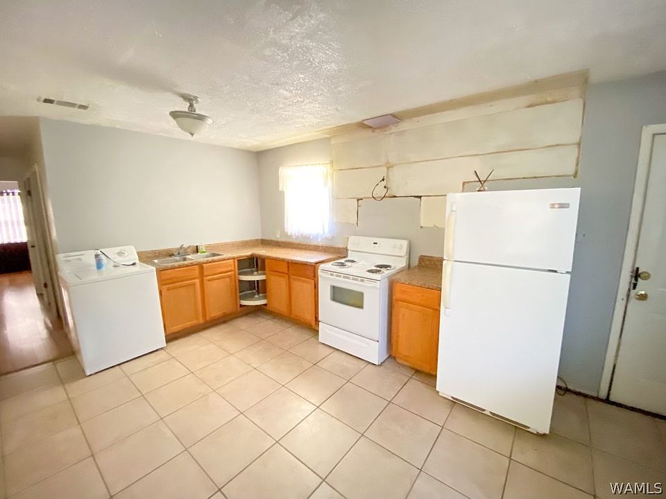 702 S Ash Ave, Demopolis, AL 36732 Zillow