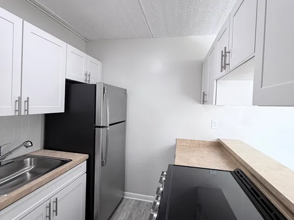 WestShore Apartments