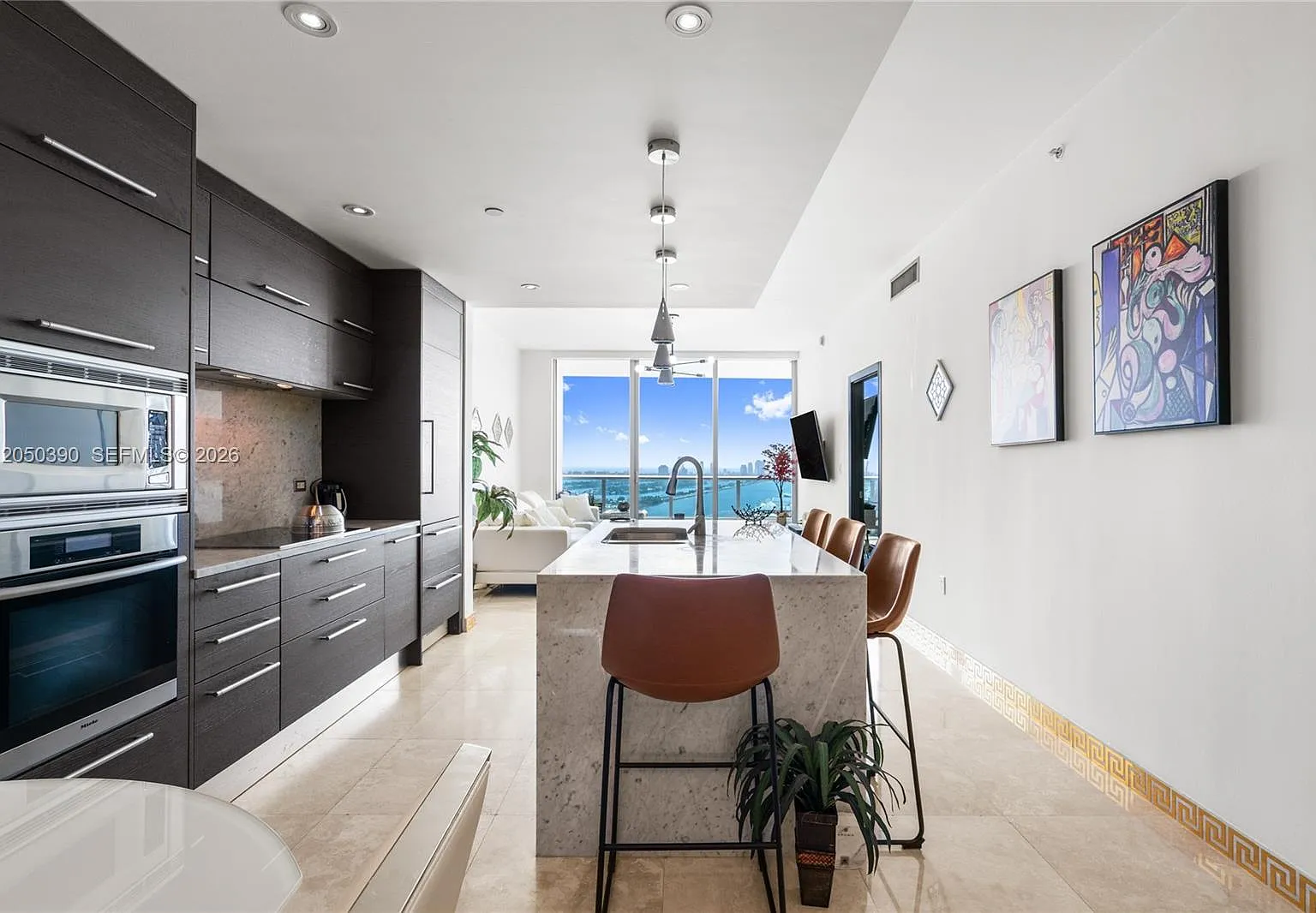 900 Biscayne Bay Condo — Photo 2