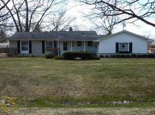 31809 Bella Vista Dr, Farmington Hills, MI