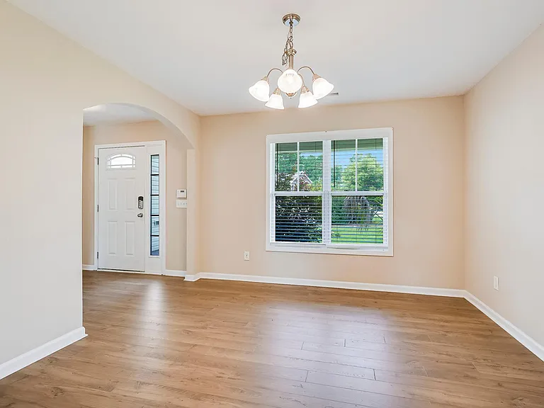 1261 S Brook Rd — Photo 5