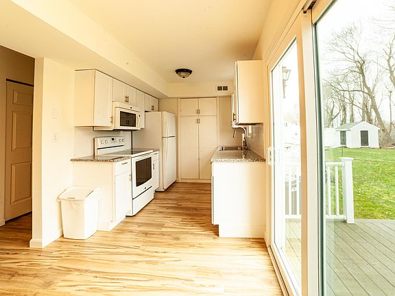 Patio to Spacious Yard