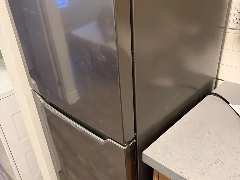 450 Bathurst St #1 — Photo 8