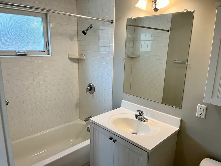 66 Walnut St #1 — Photo 5