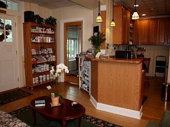 reception area (1st fl)