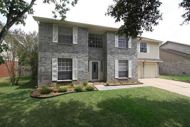 1st image of 407 Birch Hill Dr