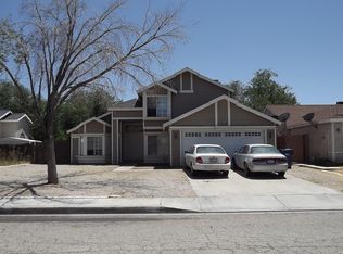 1246 Samra Ave, Lancaster, CA 93535