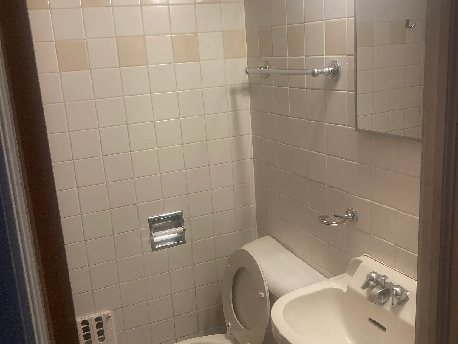 1 bed, $1,190 — Photo 2
