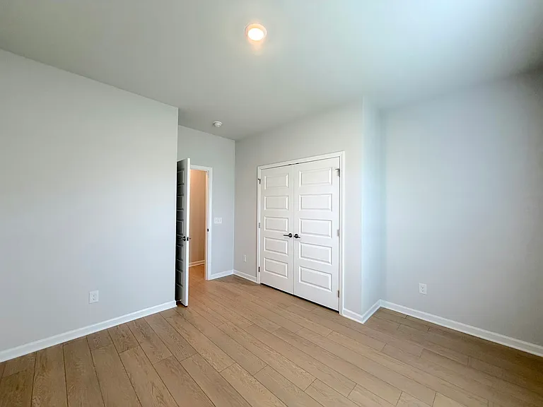 121 Clift Creek Dr — Photo 29