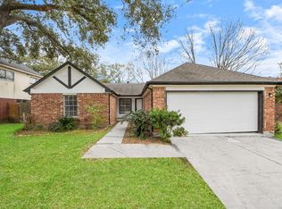 4915 Pecan Grove Dr, Pearland, TX 77584