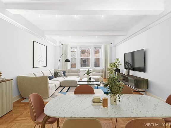 4th image of 330 W 72nd St APT 4C