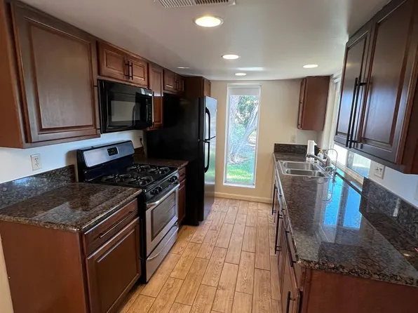 6878 Navajo Rd Unit 21, San Diego, CA 92119