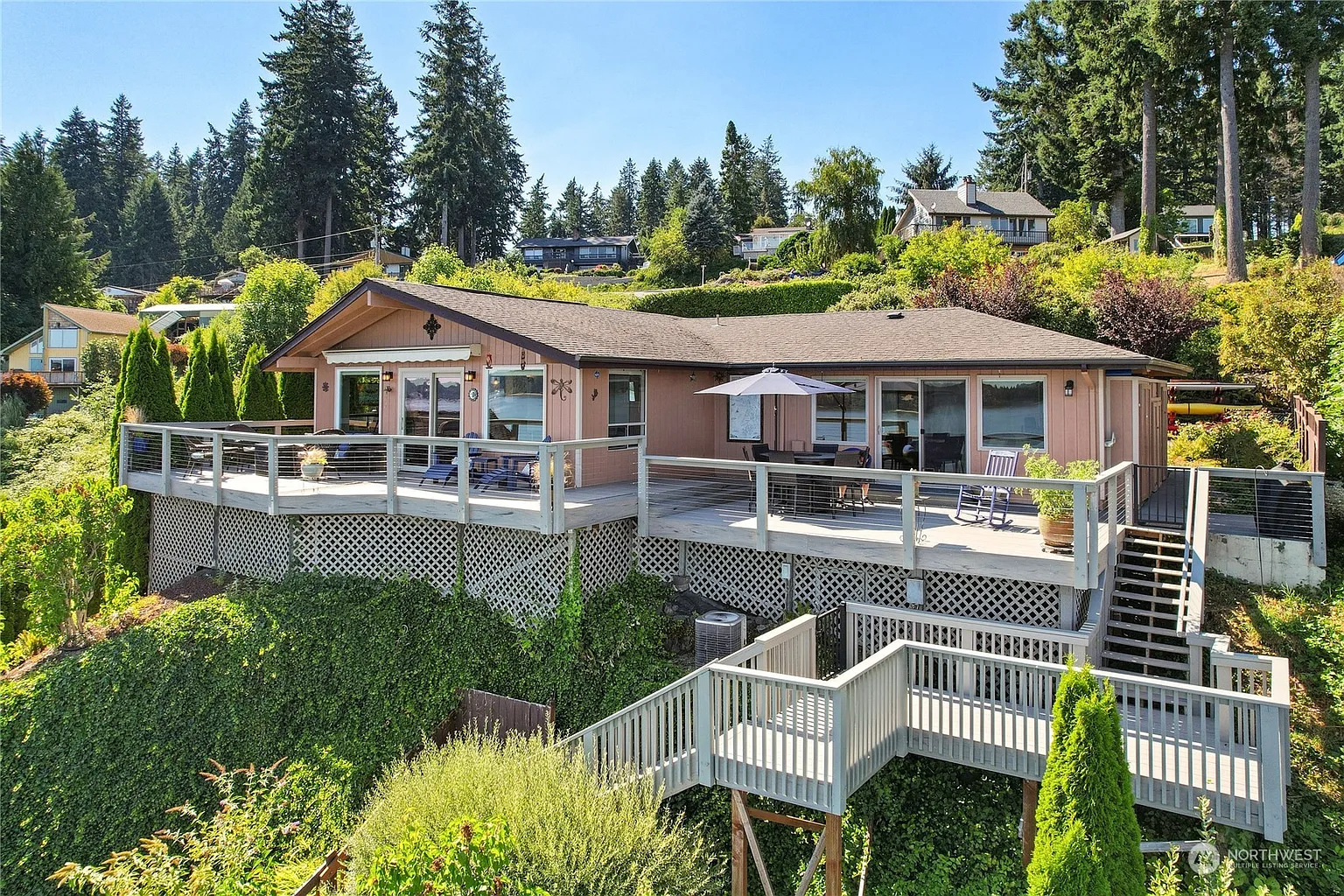 30 SE Bluff Loop Road photo 1