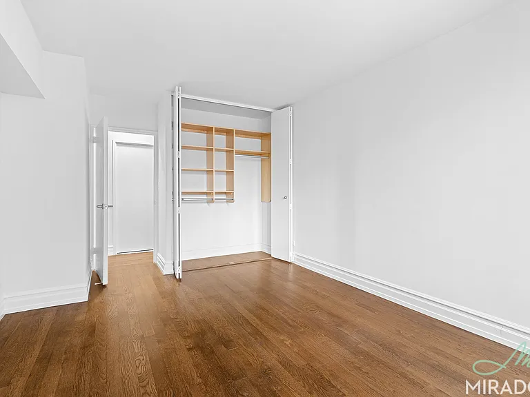 145 W 67th St #4-G — Photo 19