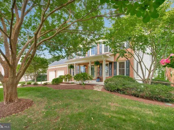 2605 Barnside Ct, Herndon, VA 20171