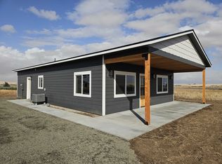 520 E Devisadero St, Reardan, WA 99029