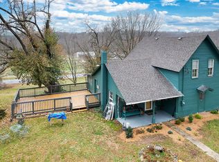 624 E Country Crest Rd, Ozark, MO 65721