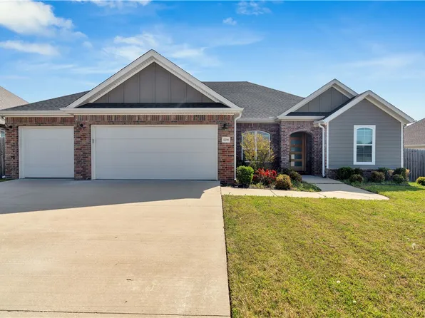 1234 Cassia St, Springdale, AR 72762
