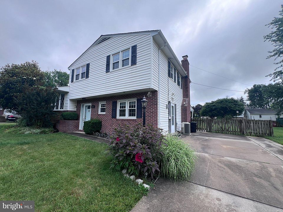 1st image of 8407 Thornton Rd