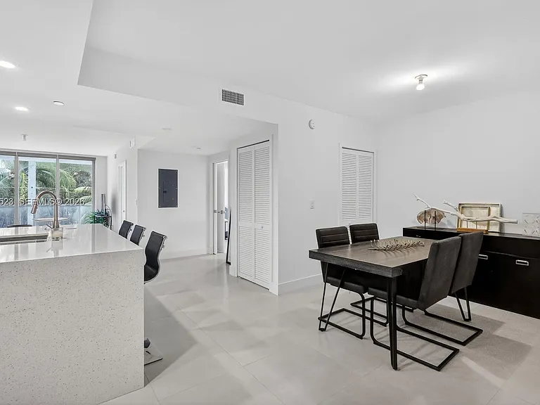 13800 Highland Dr #308 — Photo 9