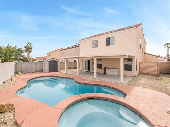700 Red Bark Ln, Henderson, NV 89011