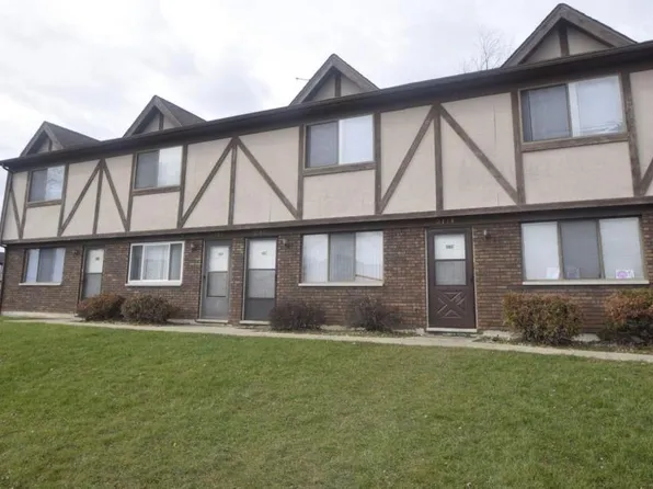 3782 W 73rd Pl, Merrillville, IN 46410