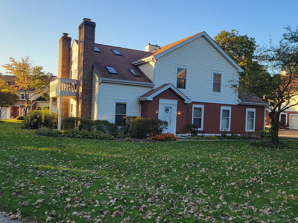 146 S Stonington Dr