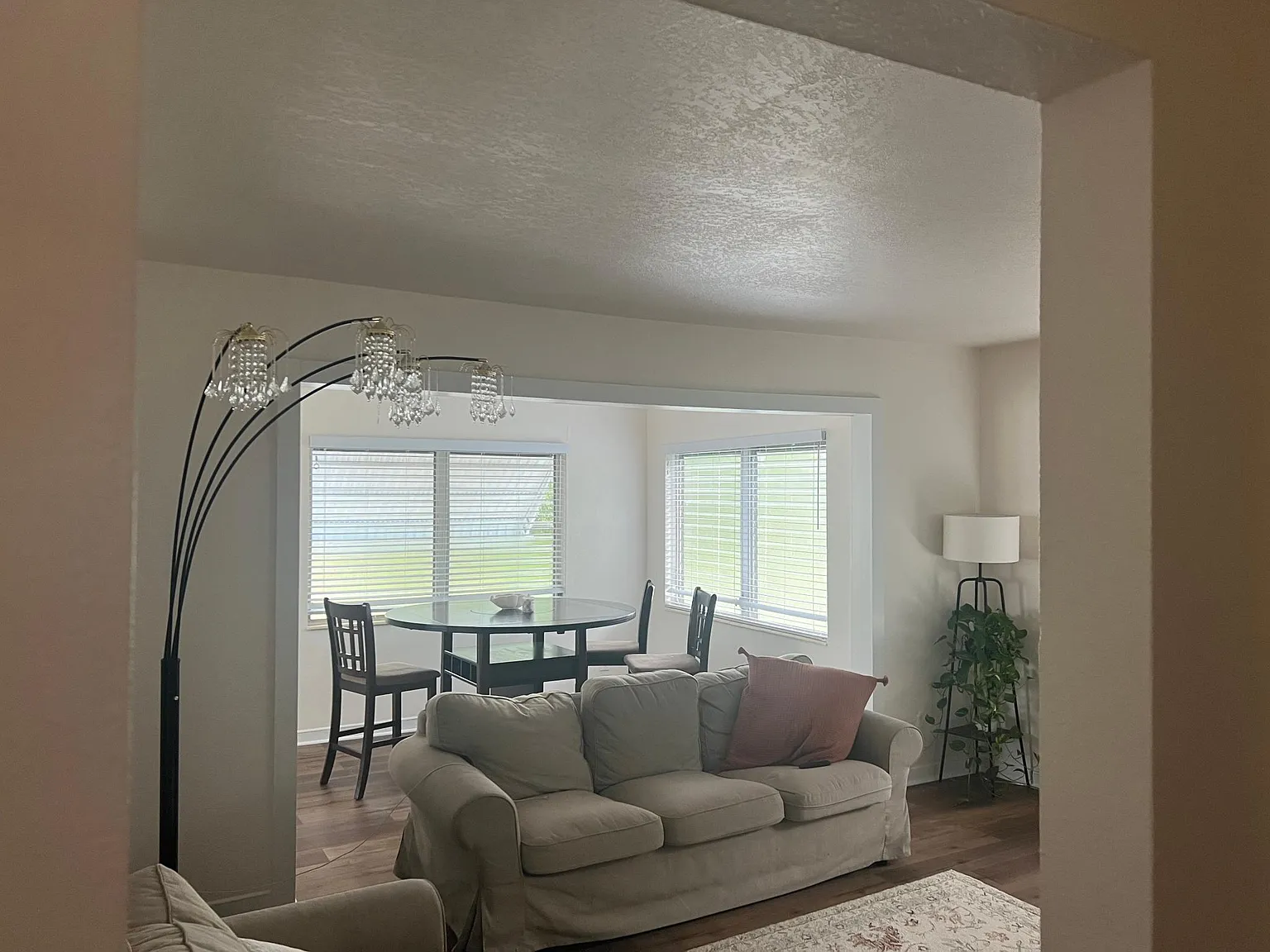 1 bed, 775 sqft, $1,600 — Photo 2