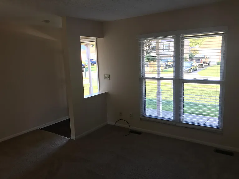 6194 Ridgewood Ct — Photo 13