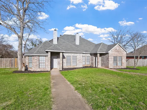 805 Mockingbird Ln, Desoto, TX 75115