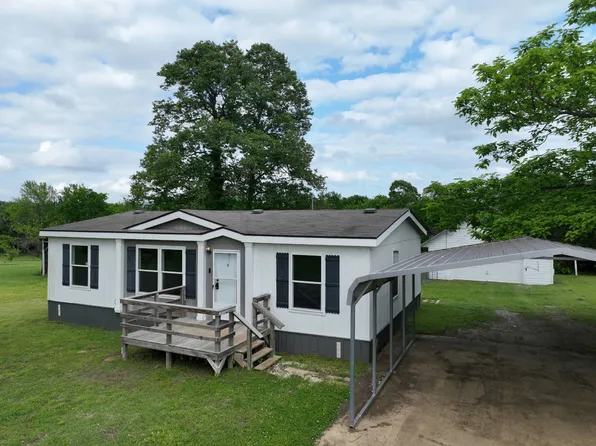 995 N 4250th Rd, Hugo, OK 74743