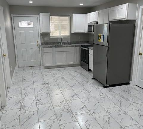 2nd image of 9235 S Calle Maravilla --