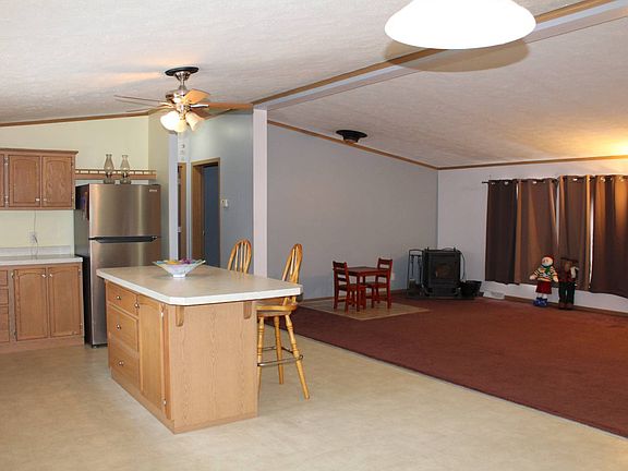 4th image of 885 Middleline Rd Trlr 109