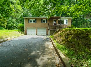 36 Larchwood Rd, Reading, PA 19610