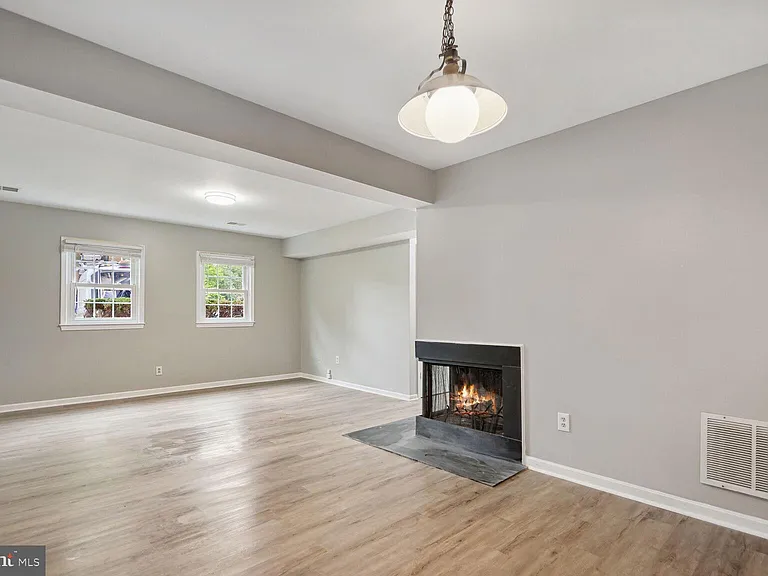 10205 Provincetown Ct — Photo 20