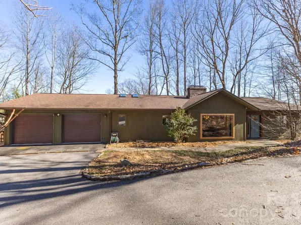 11 Poplar Dr, Mills River, NC 28759