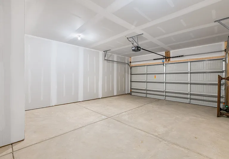 3669 N Azalea St #1 — Photo 33