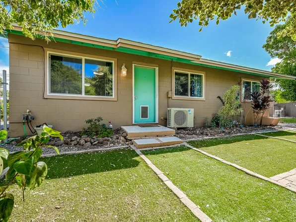 321 Kenolio Rd, Kihei, HI 96753