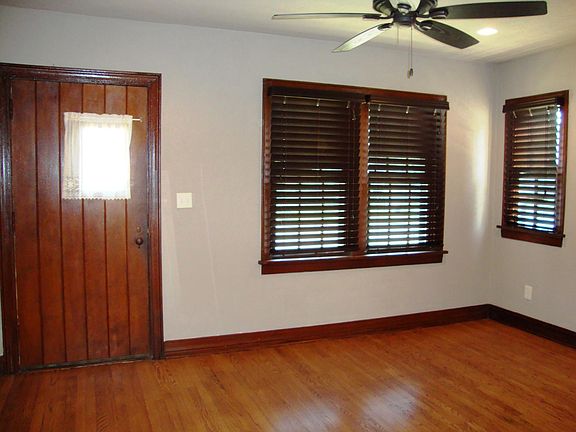 Living room with 2.5" blinds